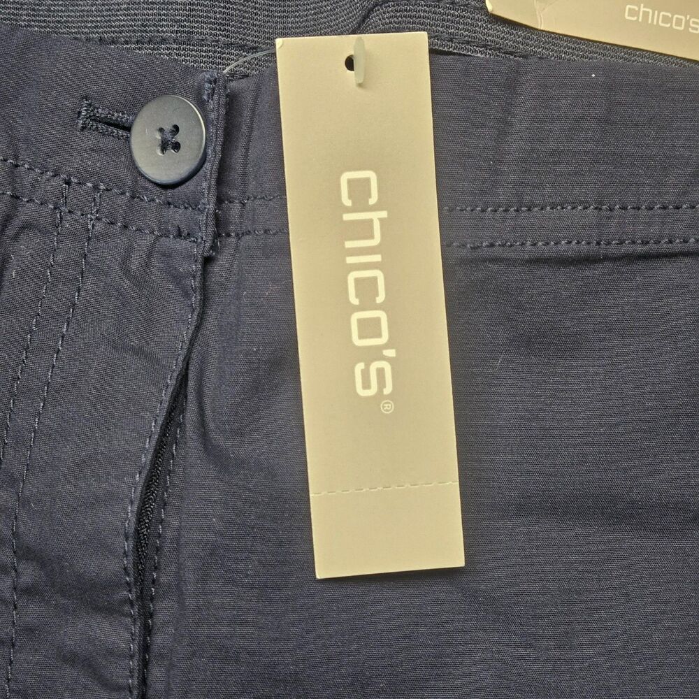Chico’s Women’s 3 (16) Navy Cargo Shorts Cotton Poplin Utility Stretch NWT - Picture 10 of 16